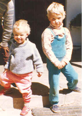 kids.jpg (16862 bytes)